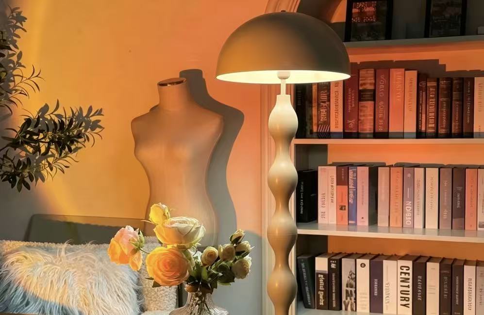 Living Room Lamp Buying Guide: How to Choose the Right One