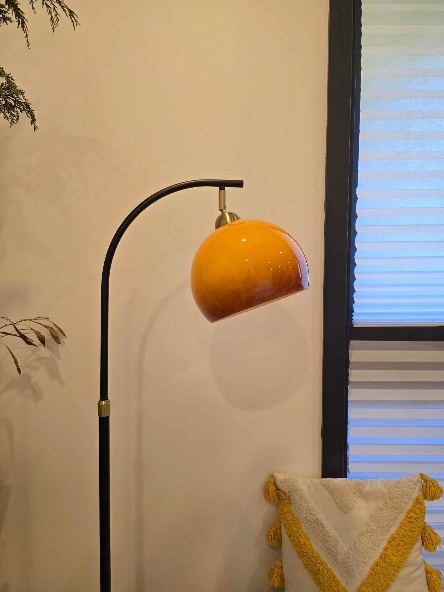 Bella Arc Floor Lamp - Homezee