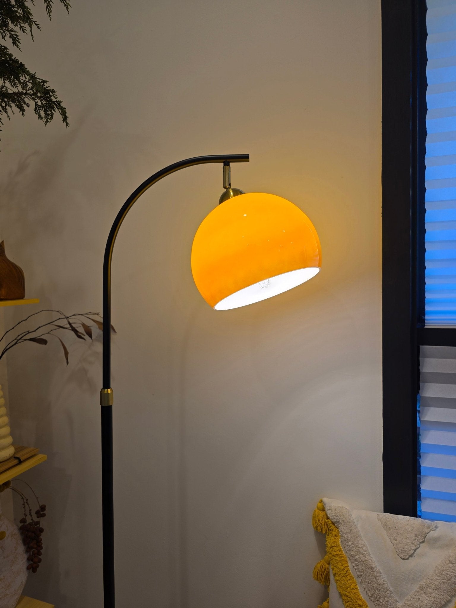 Bella Arc Floor Lamp - Homezee