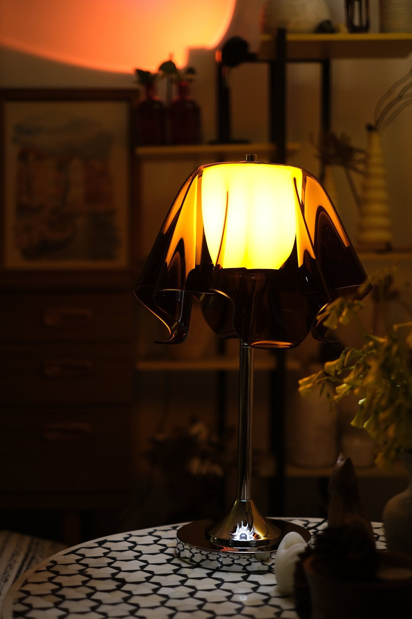 Fazzoletto Floating Handkerchief Table Lamp - Homezee