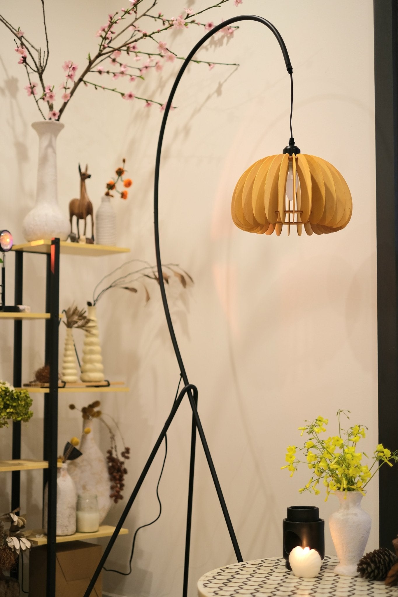 Hazel Tripod Wood Pumpkin Floor Lamp – Sculptural Modern Arc Lighting for Cozy Interiors - Homezee