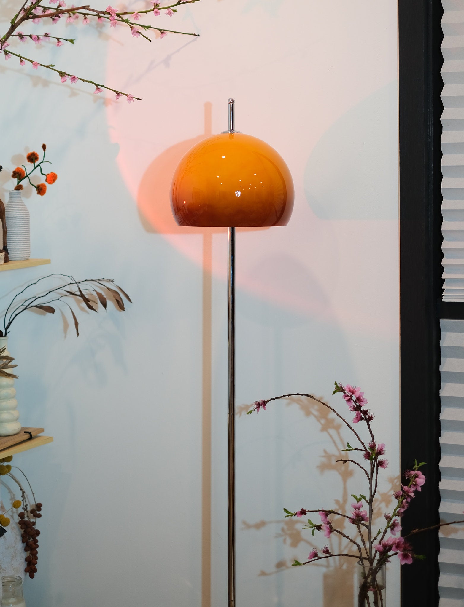 Olivia Mushroom Floor Lamp | Gradient Glass - Homezee