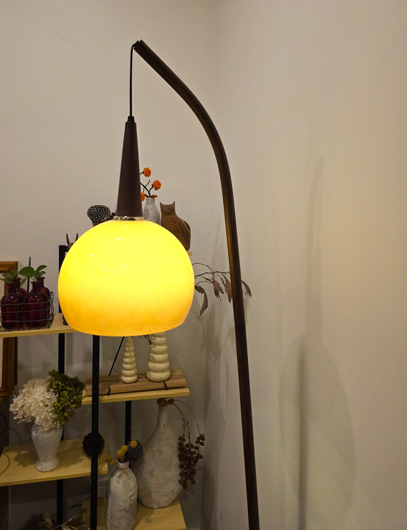 Domus Pollo Floor Lamp with Side Table - Homezee
