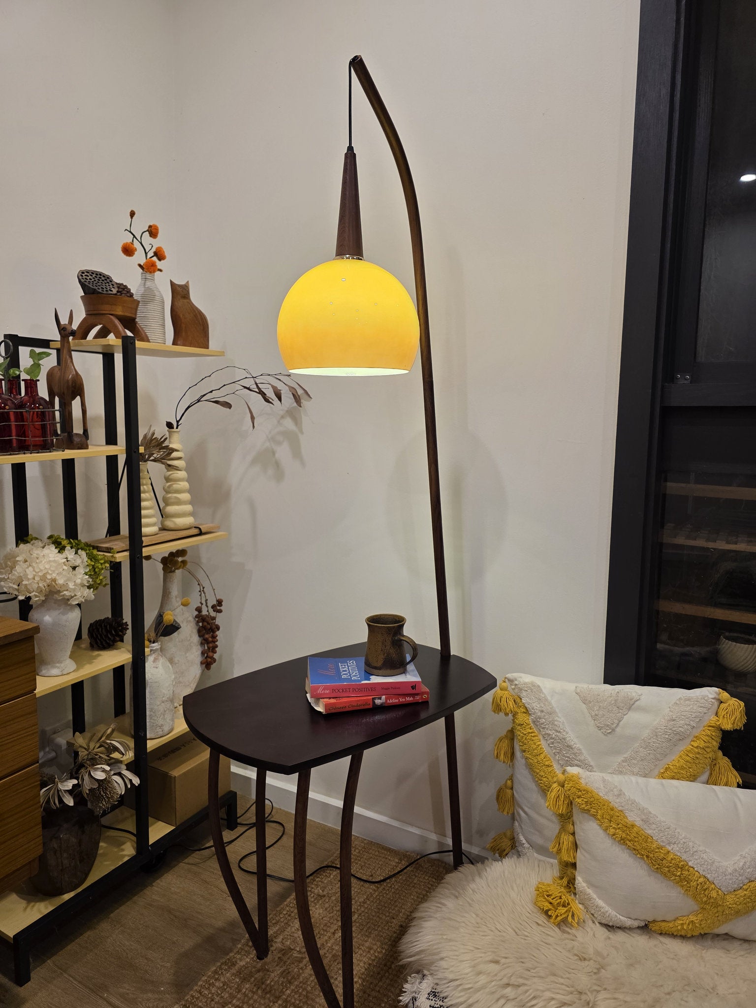 Domus Pollo Floor Lamp with Side Table - Homezee