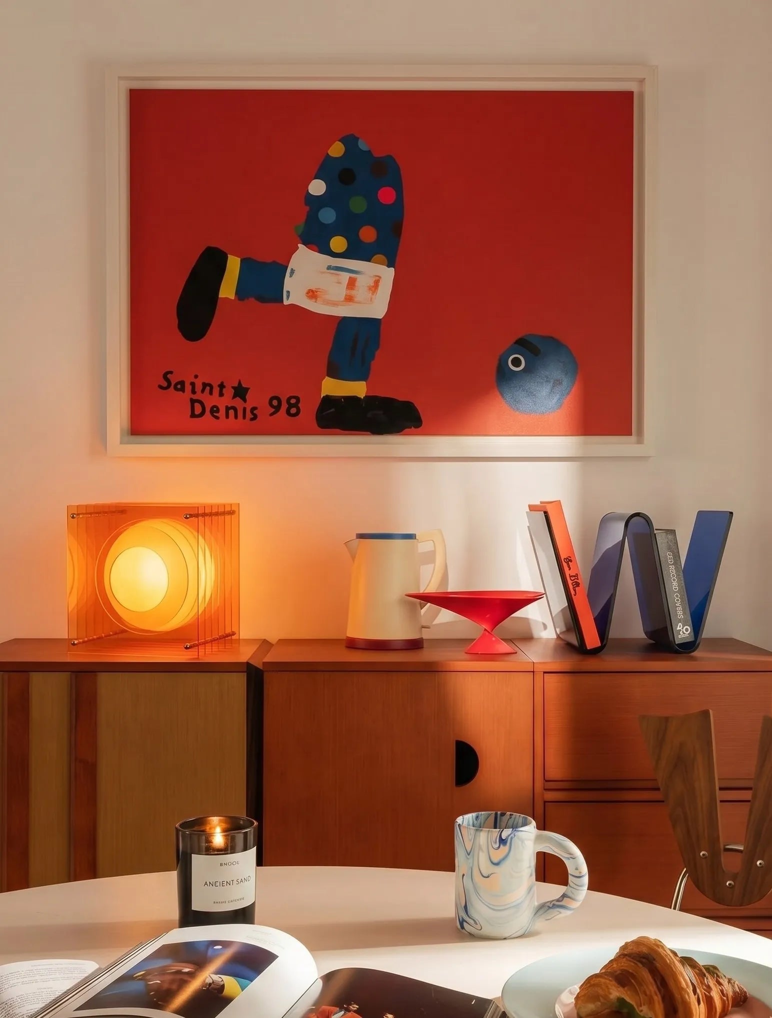 Guzzi Acrylic Moon Layered Table Lamp (Glass Bulb)