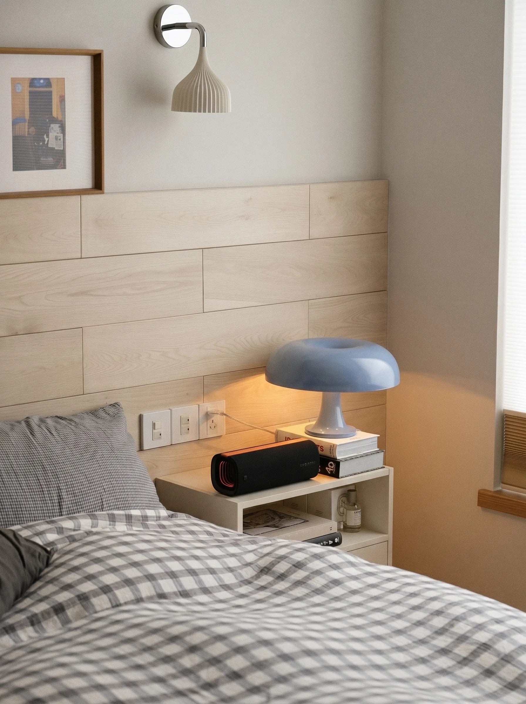 Nessino Retro Donut Mushroom Table Lamp