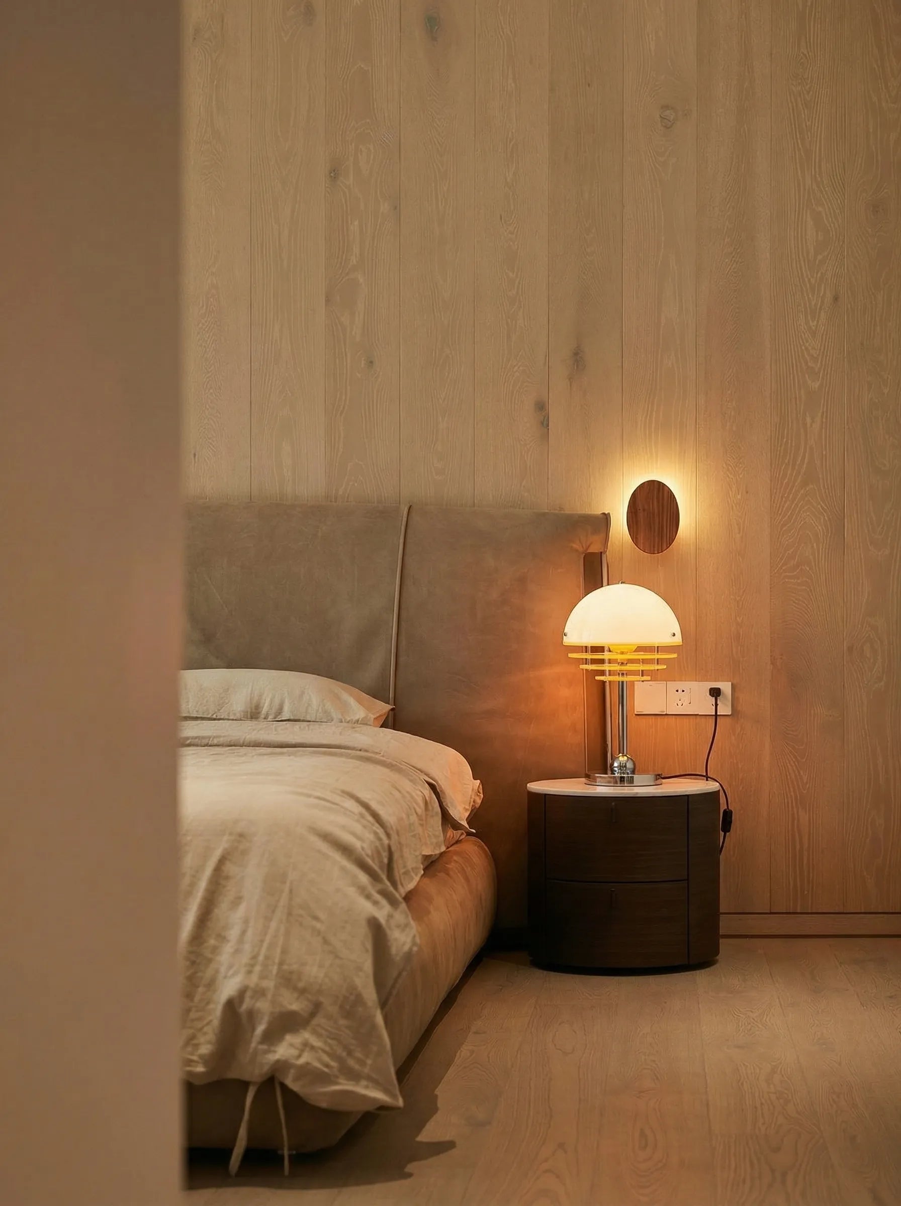 Noah Bauhaus Sunset Table Lamp
