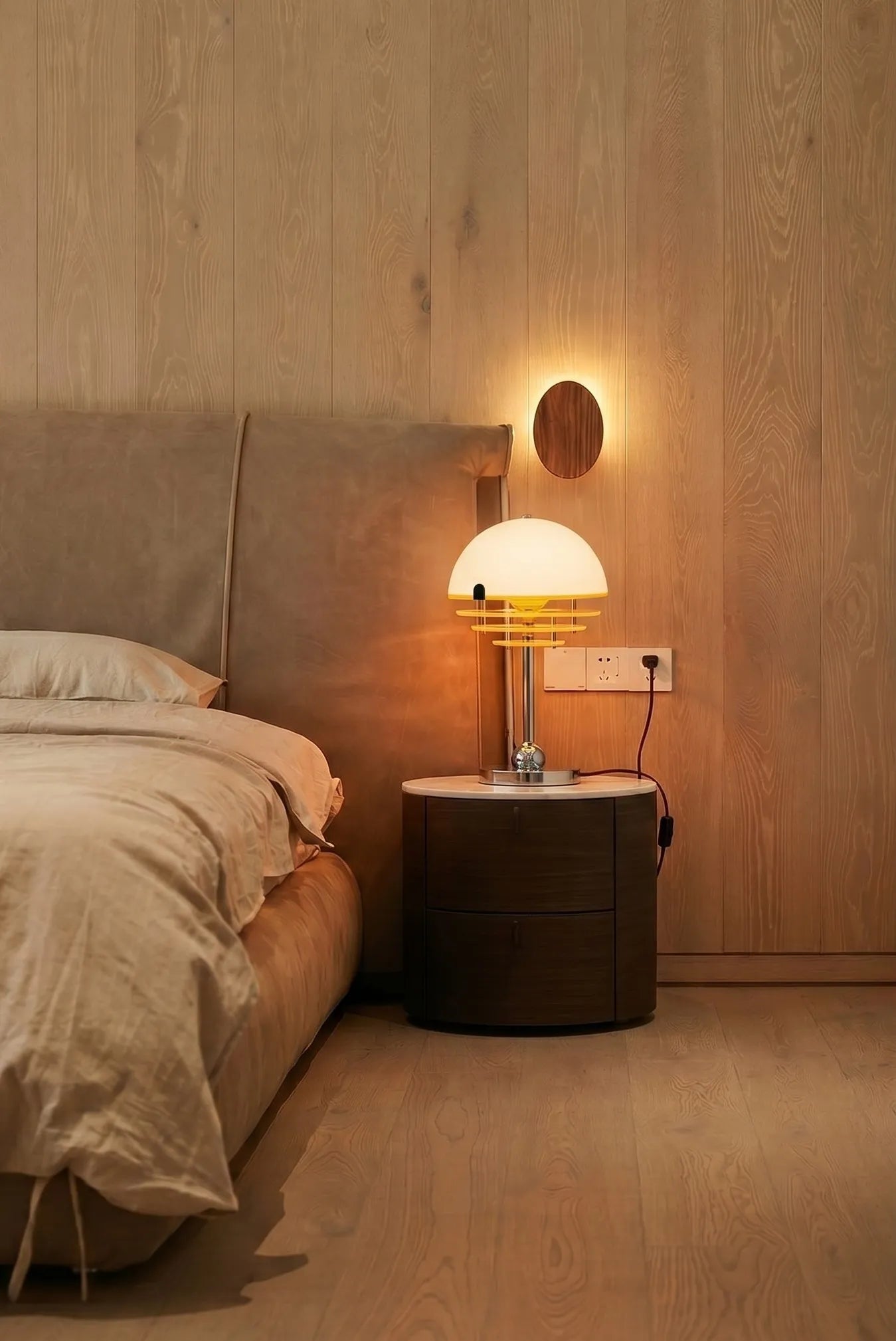 Noah Bauhaus Sunset Table Lamp