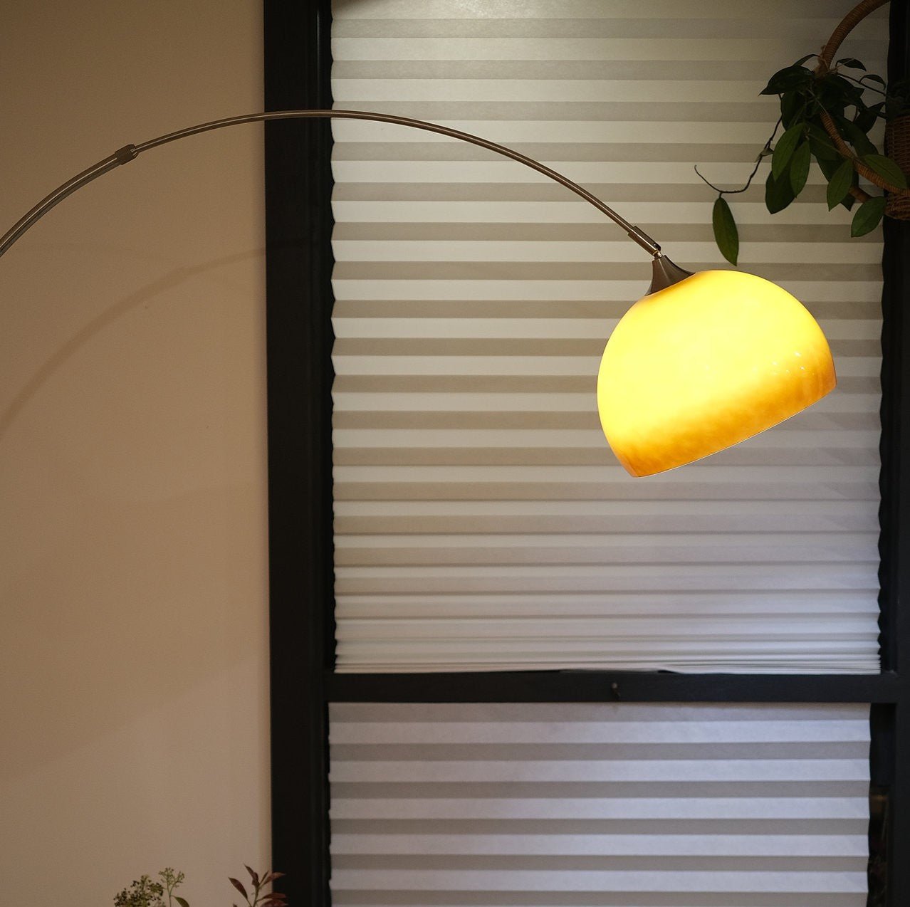 Sneedville+ Arched Floor Lamp – Chrome Arc XL Shade - Homezee