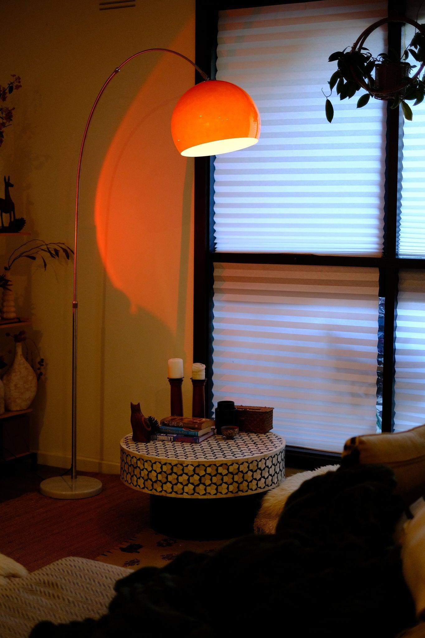 Sneedville+ Arched Floor Lamp – Chrome Arc XL Shade - Homezee