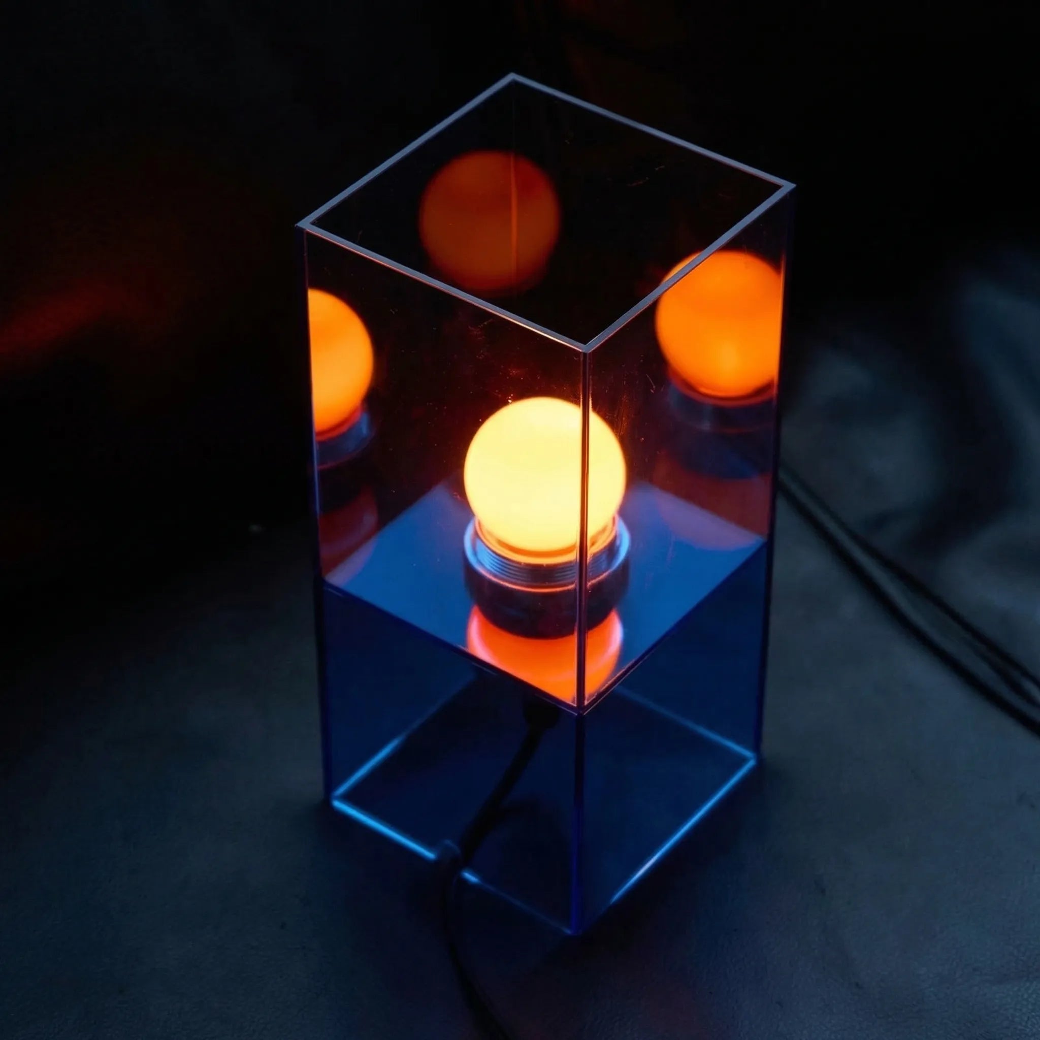 Guzzi Sunset Hourglass Horizon Table Lamp