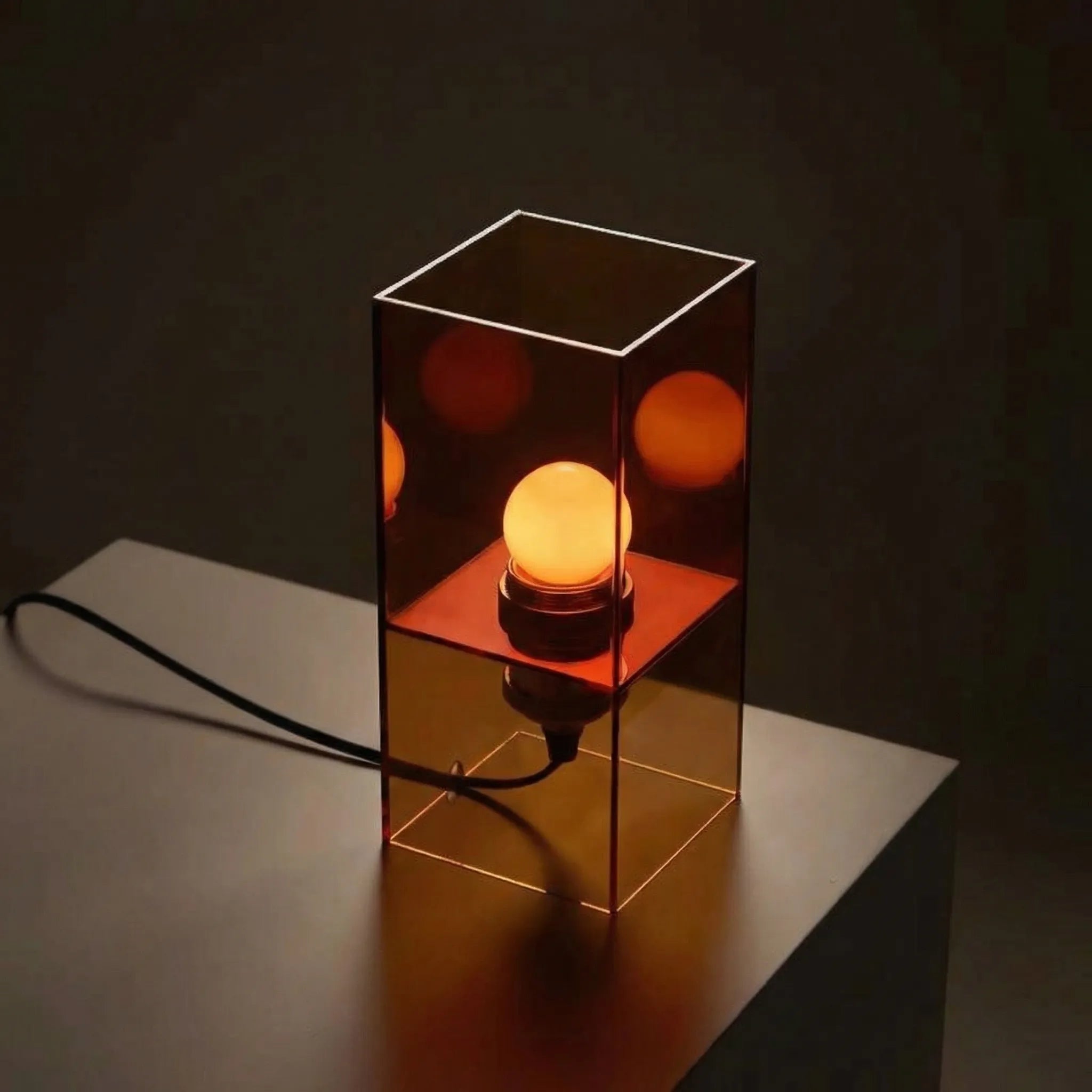 Guzzi Sunset Hourglass Horizon Table Lamp
