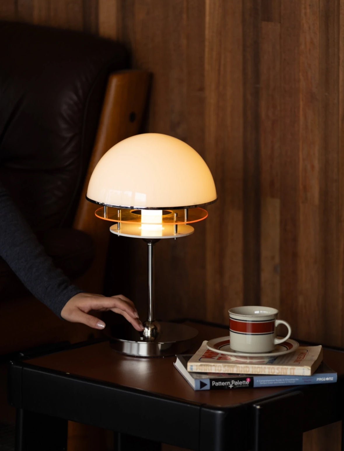Disc Retro Table Lamp - Homezee