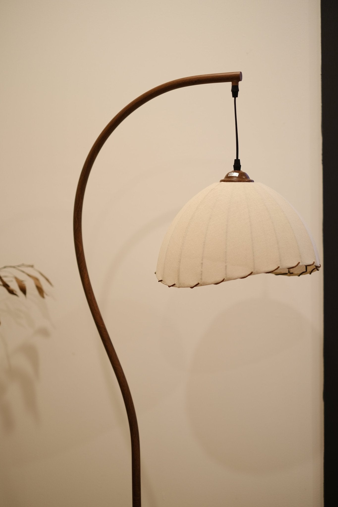 Suki Chinoiserie Arc Floor Lamp | Hemp Fabric Shade - Homezee